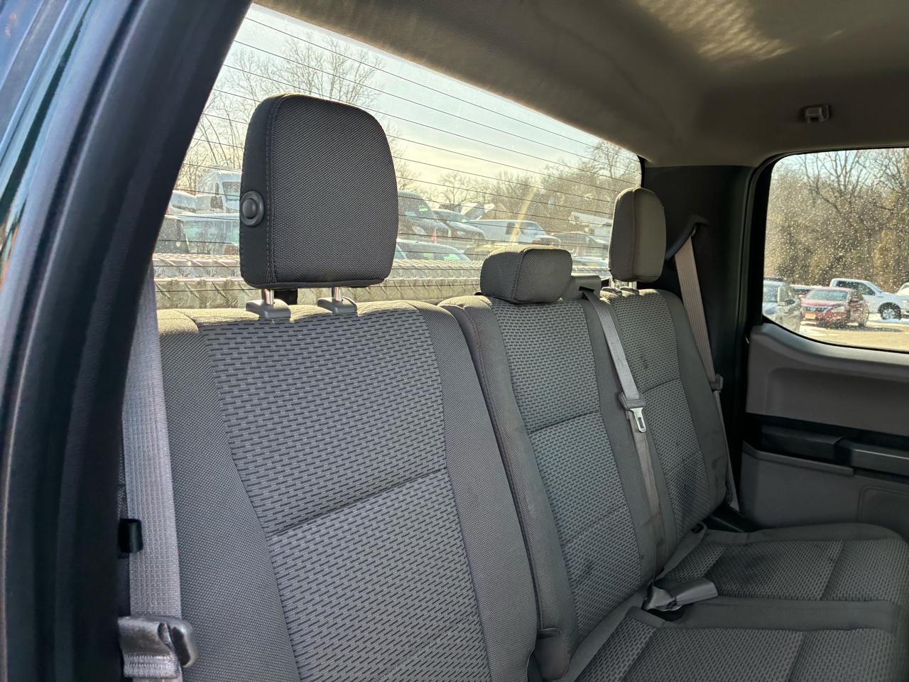 Ford F-150 XLT SuperCrew 4WD 2016