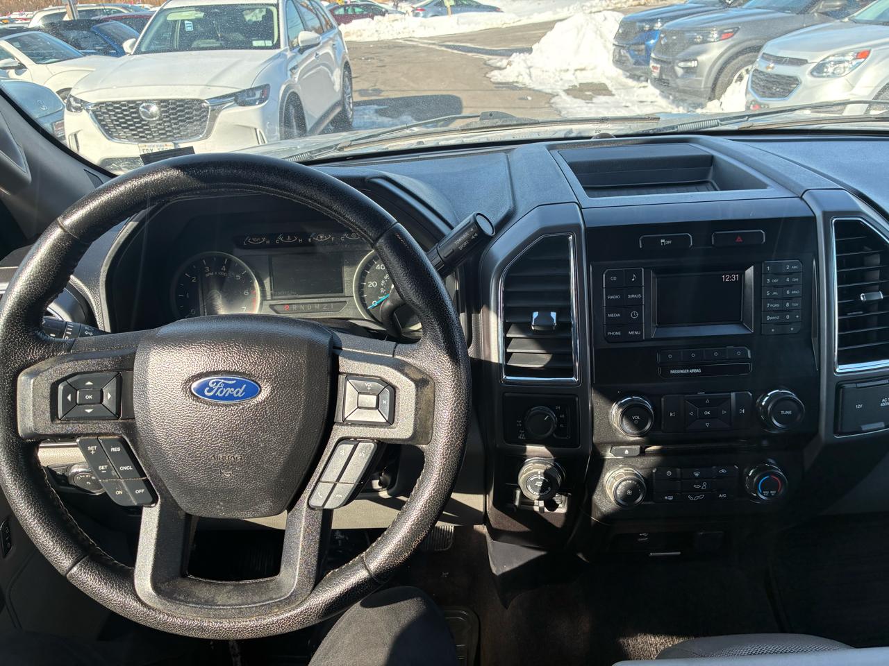 Ford F-150 XLT SuperCrew 4WD 2016