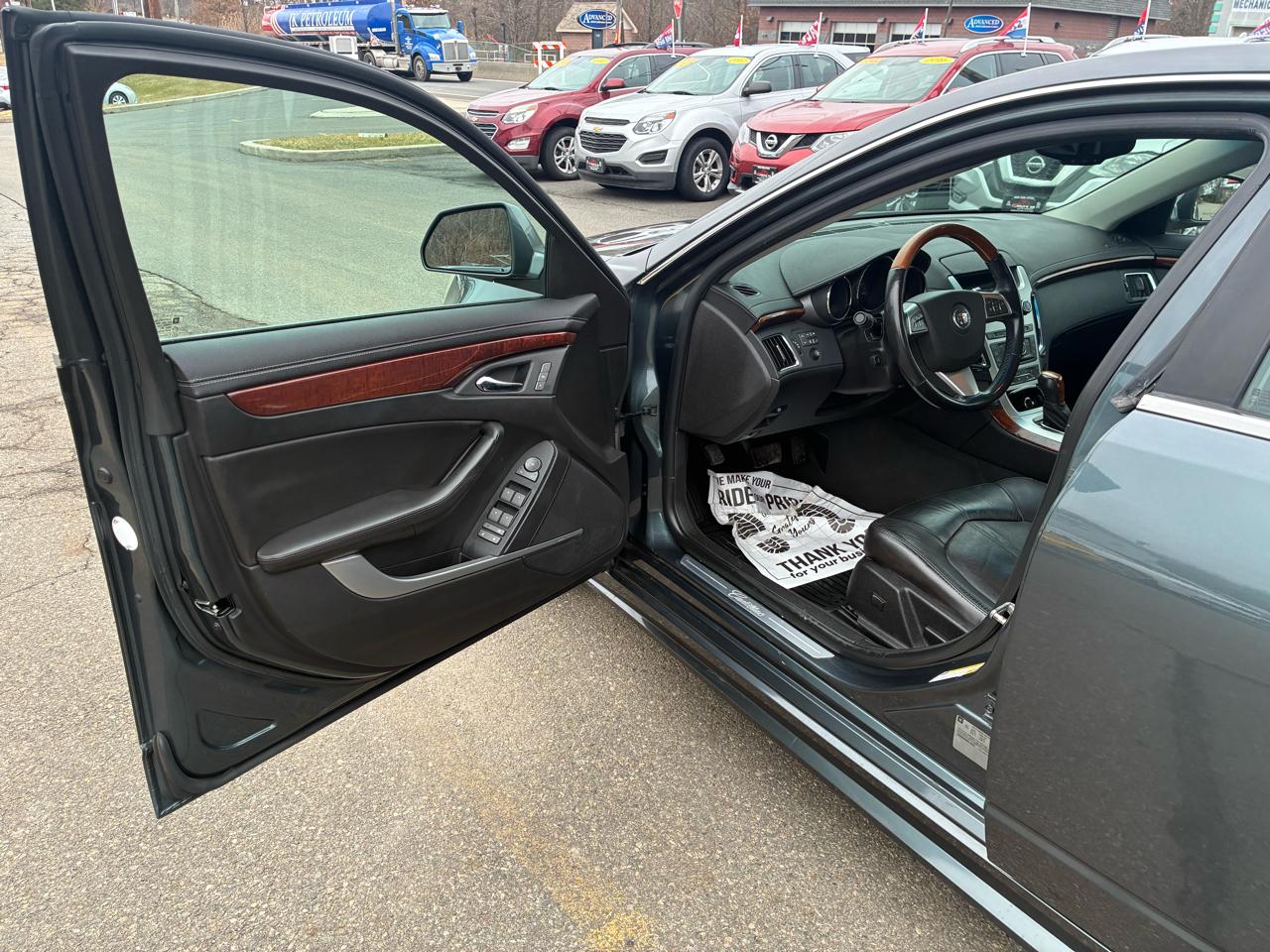 Cadillac CTS 3.6L Premium AWD w/Navi 2011