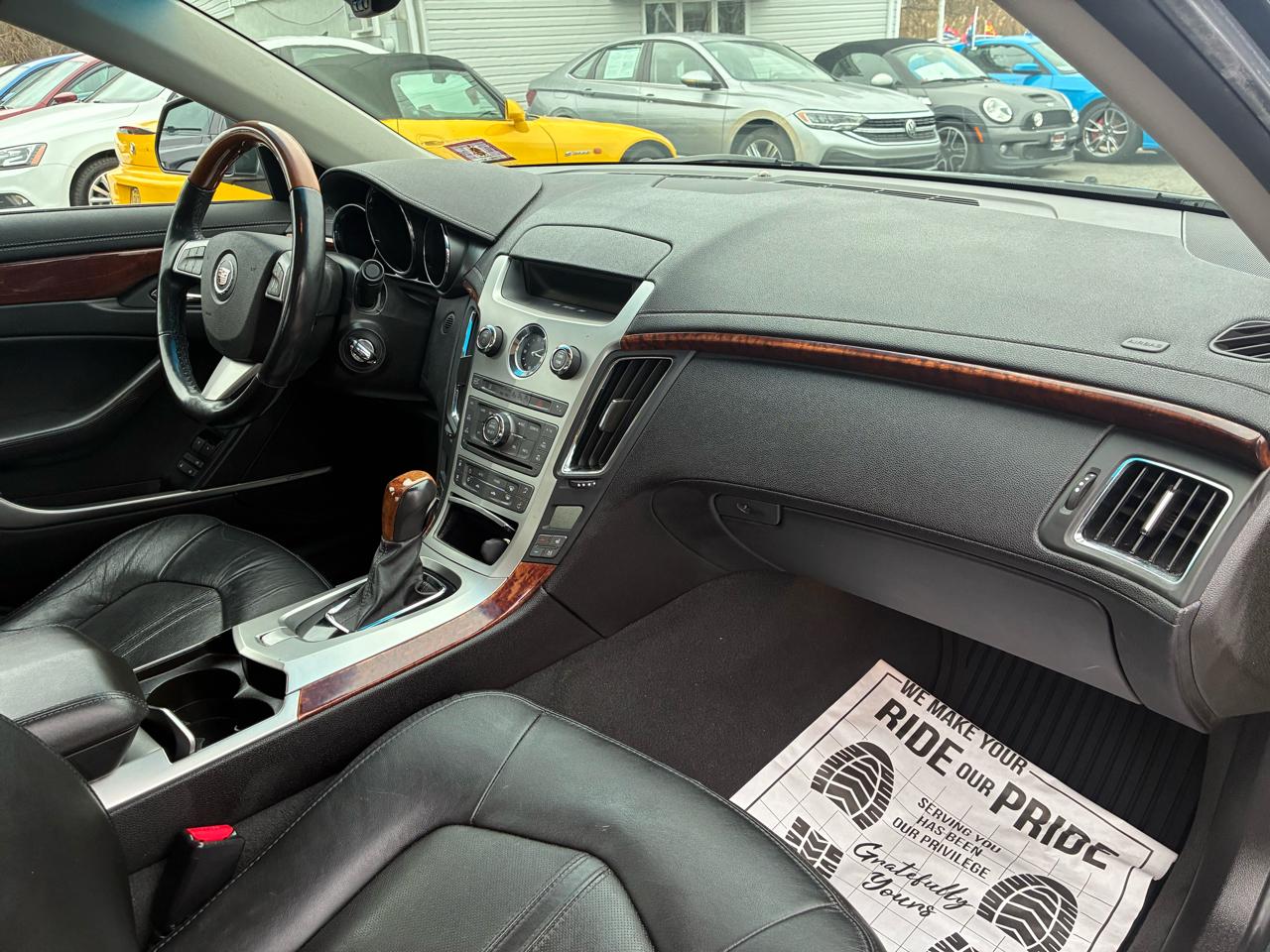 Cadillac CTS 3.6L Premium AWD w/Navi 2011