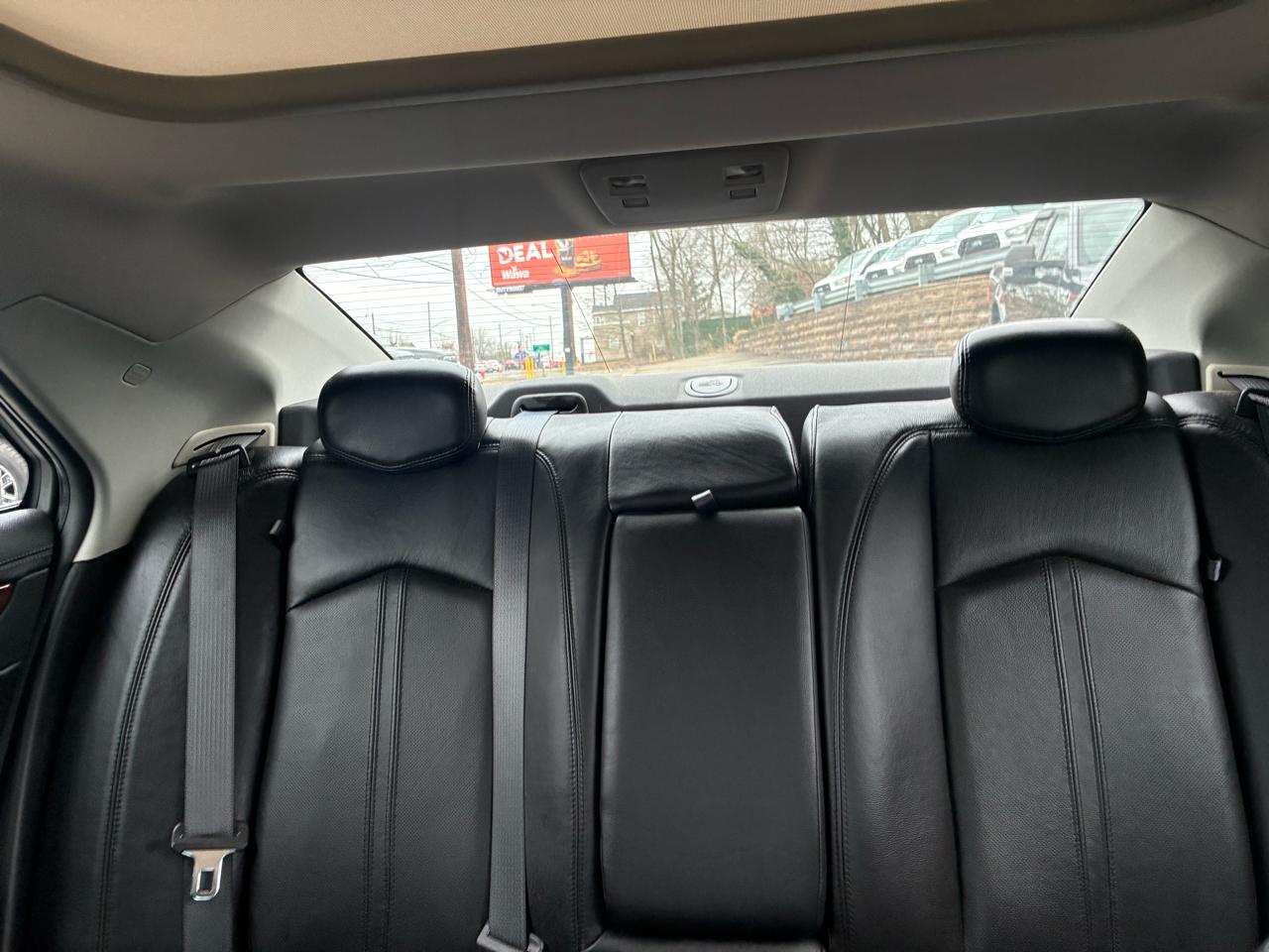 Cadillac CTS 3.6L Premium AWD w/Navi 2011