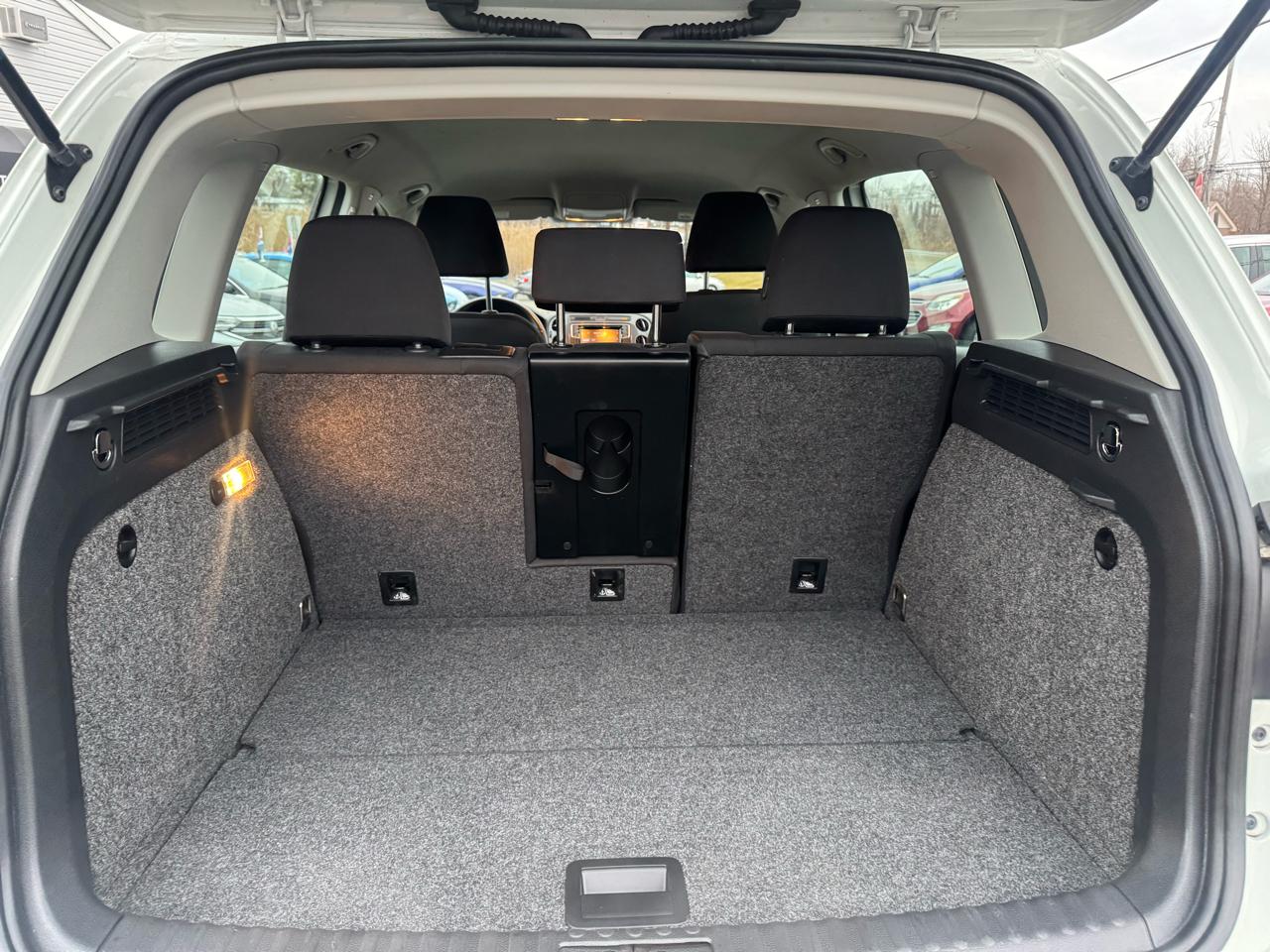 Volkswagen Tiguan S 4Motion 2018