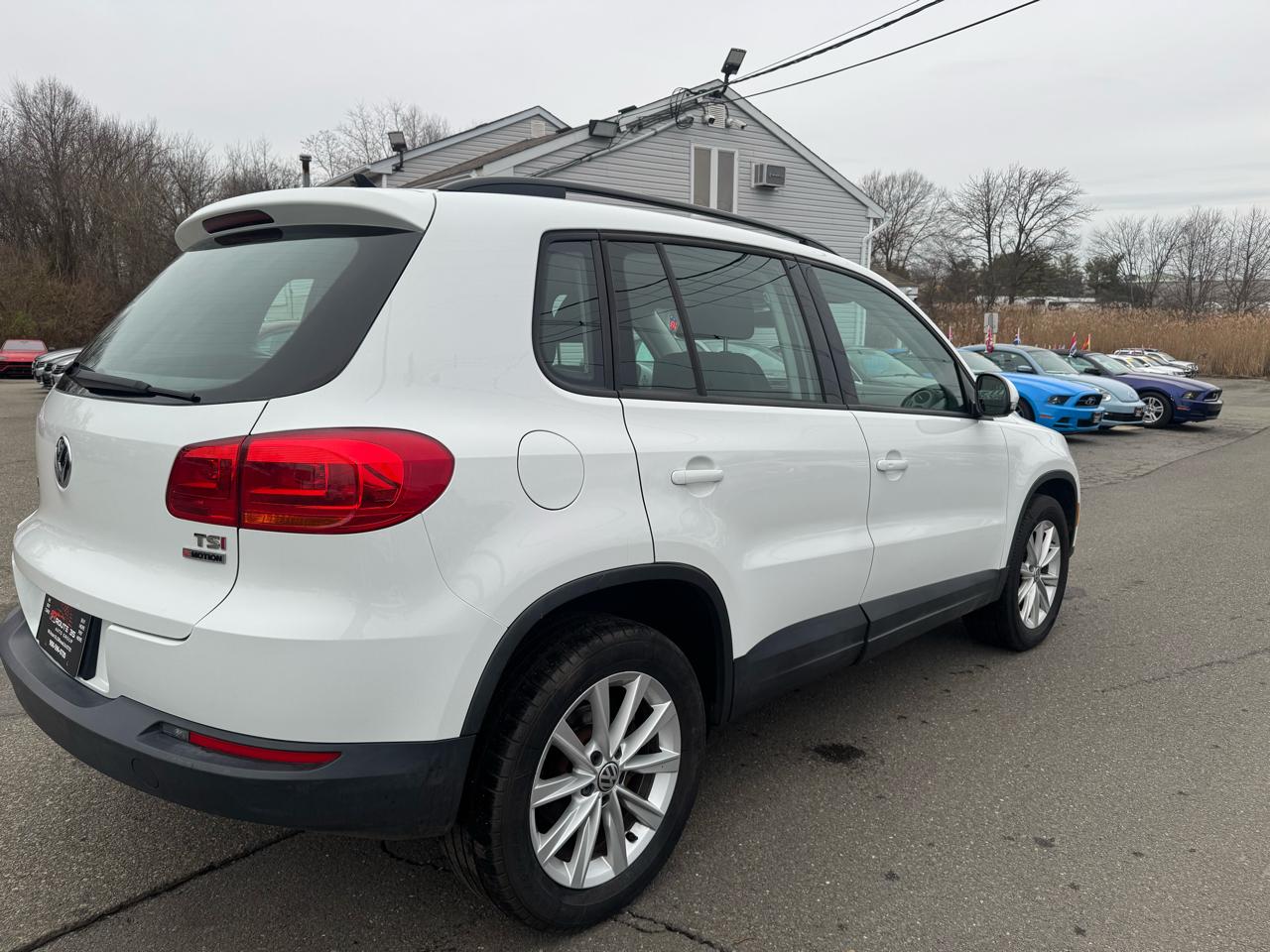 Volkswagen Tiguan S 4Motion 2018