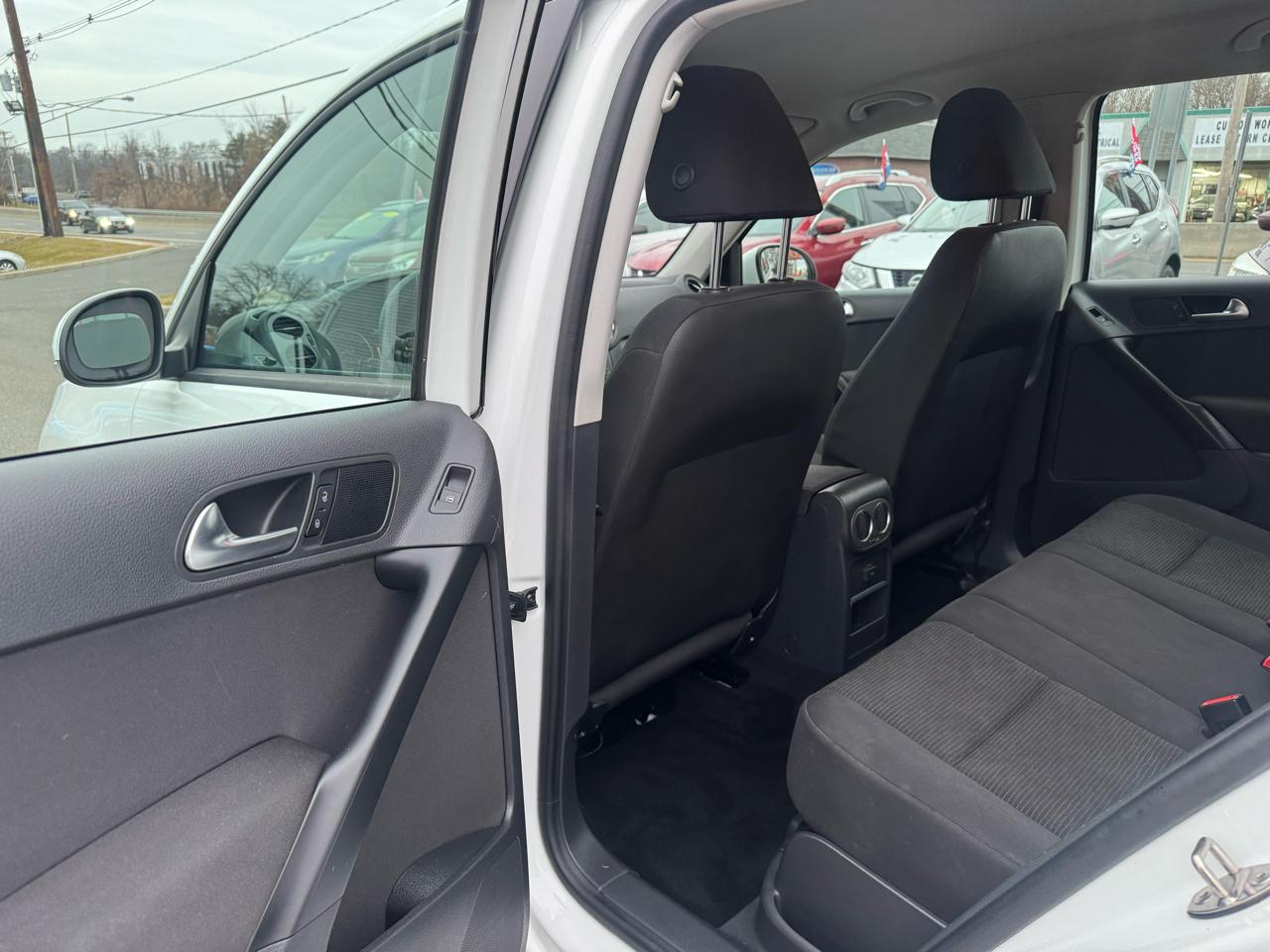 Volkswagen Tiguan S 4Motion 2018