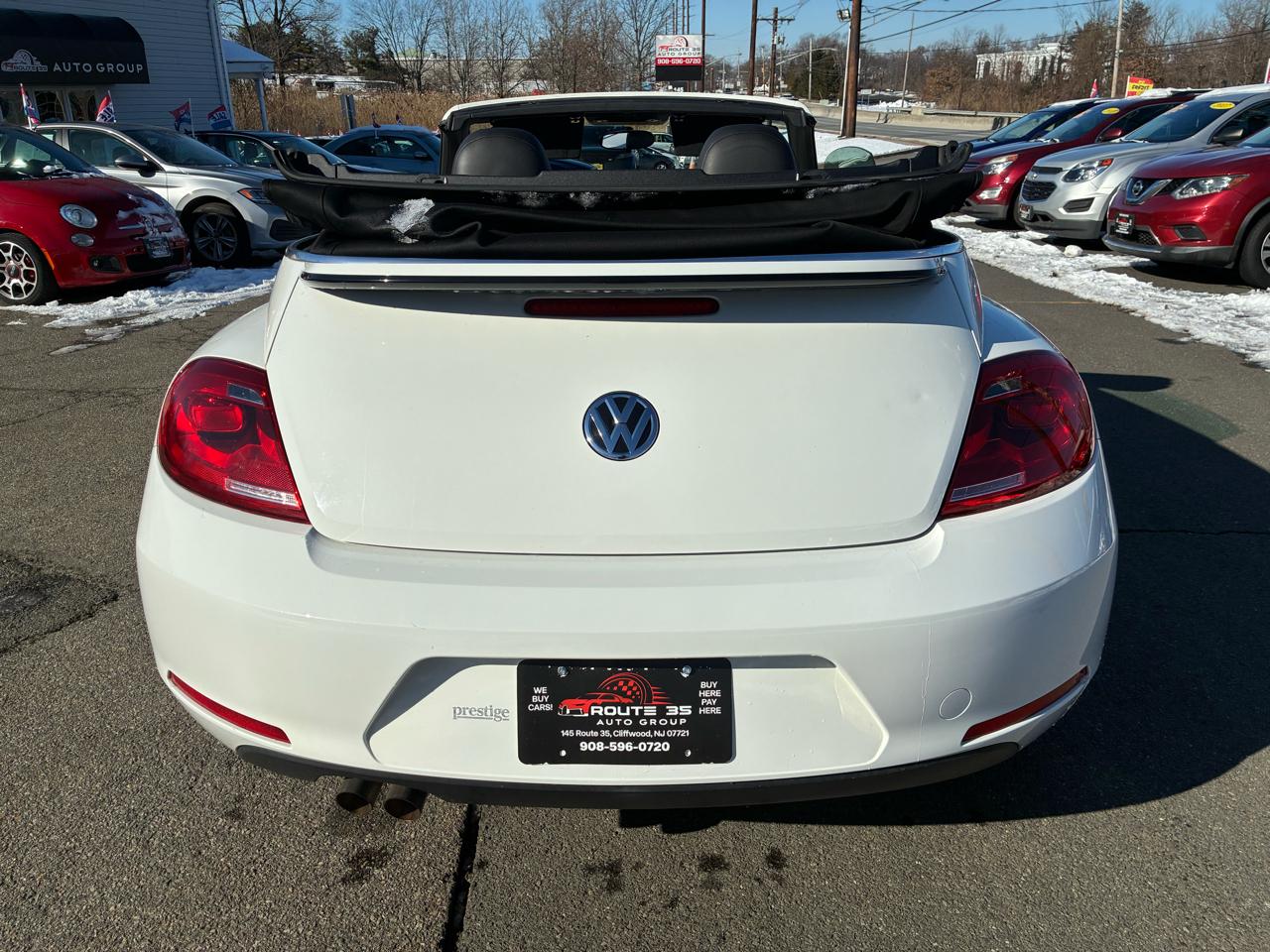Volkswagen Beetle 2.5L Convertible 2013