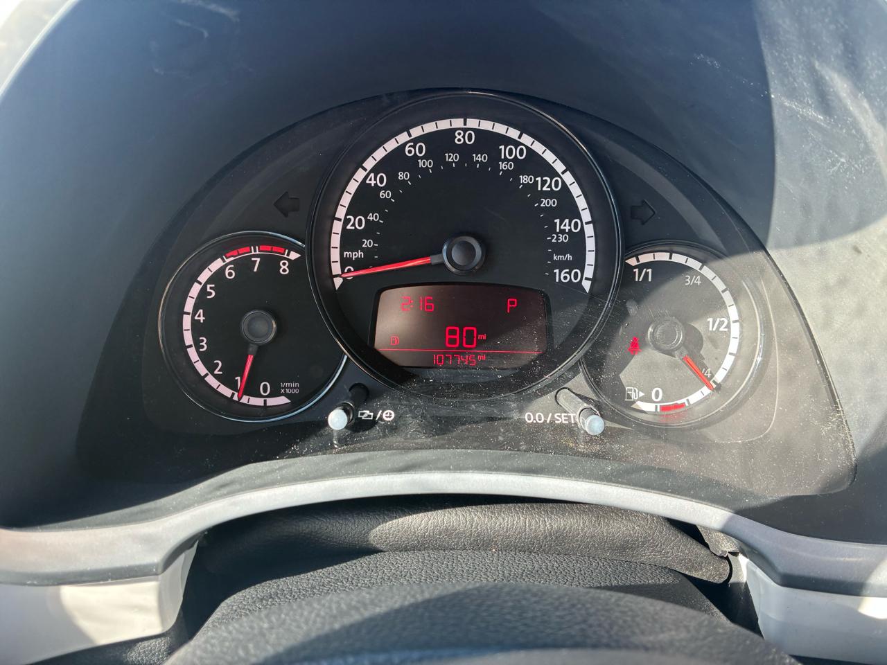 Volkswagen Beetle 2.5L Convertible 2013