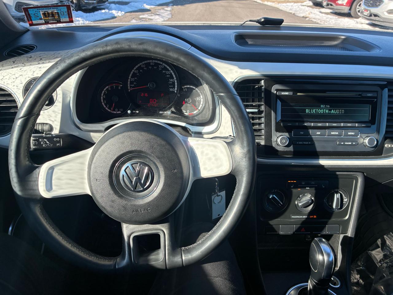 Volkswagen Beetle 2.5L Convertible 2013