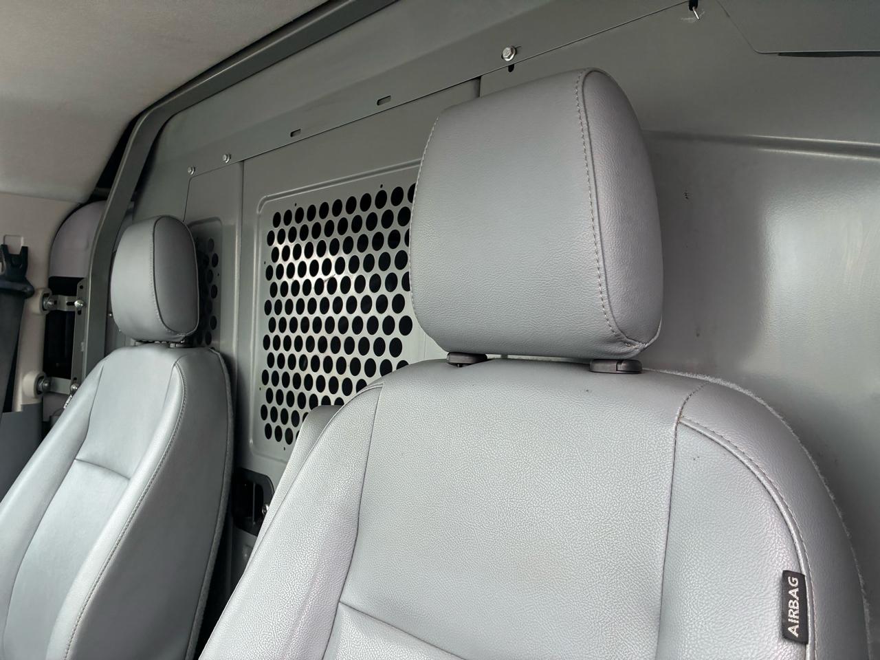 Ford Transit 250 Van Low Roof w/Sliding Pass. 148-in. WB 2017