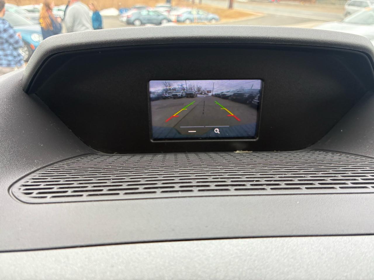 Ford Transit 250 Van Low Roof w/Sliding Pass. 148-in. WB 2017