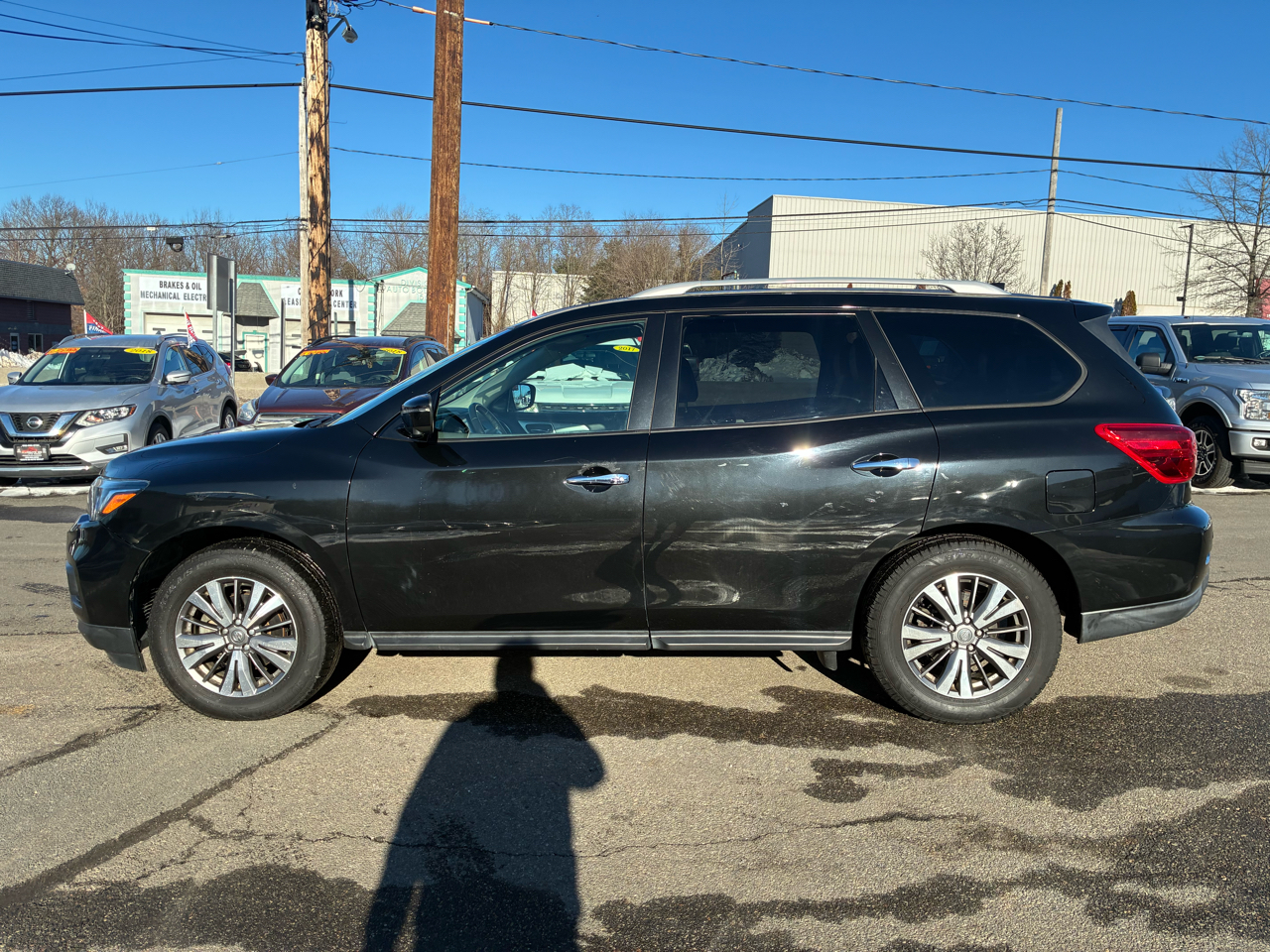 Nissan Pathfinder S 2WD 2019