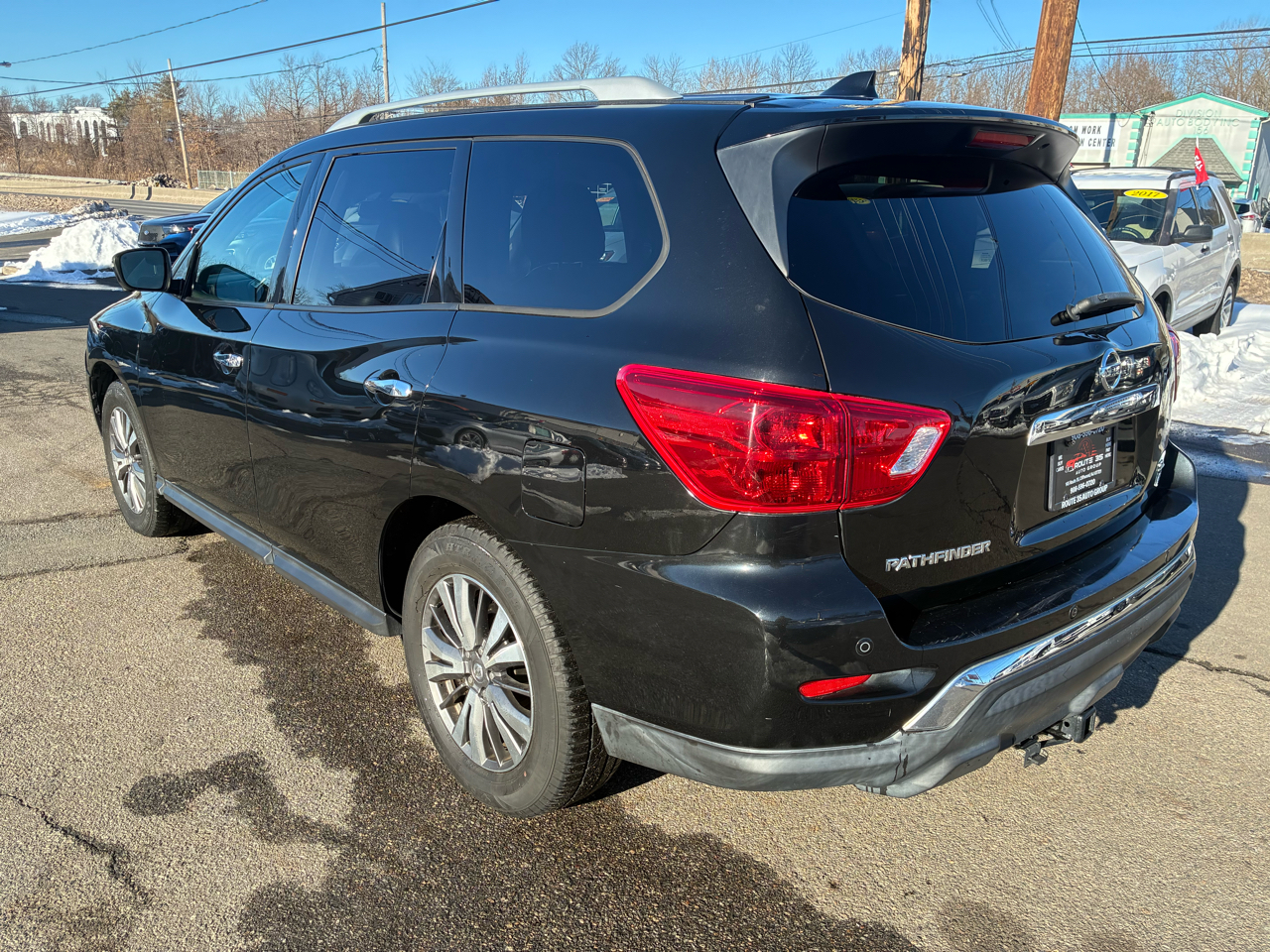 Nissan Pathfinder S 2WD 2019