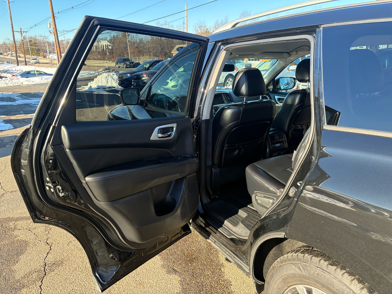 Nissan Pathfinder S 2WD 2019