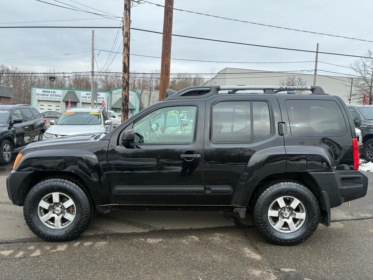 Nissan Xterra X 4WD 2011