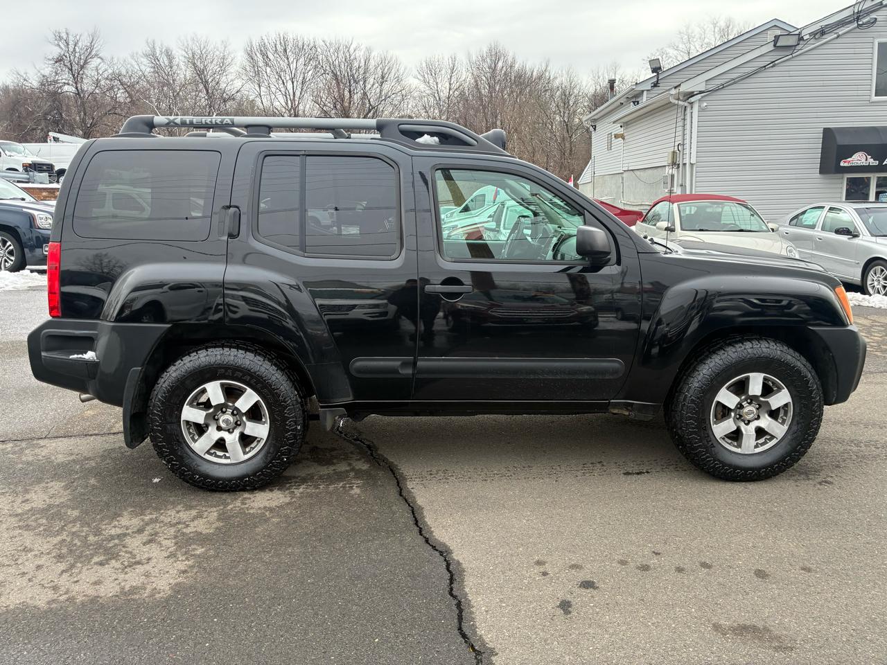 Nissan Xterra X 4WD 2011