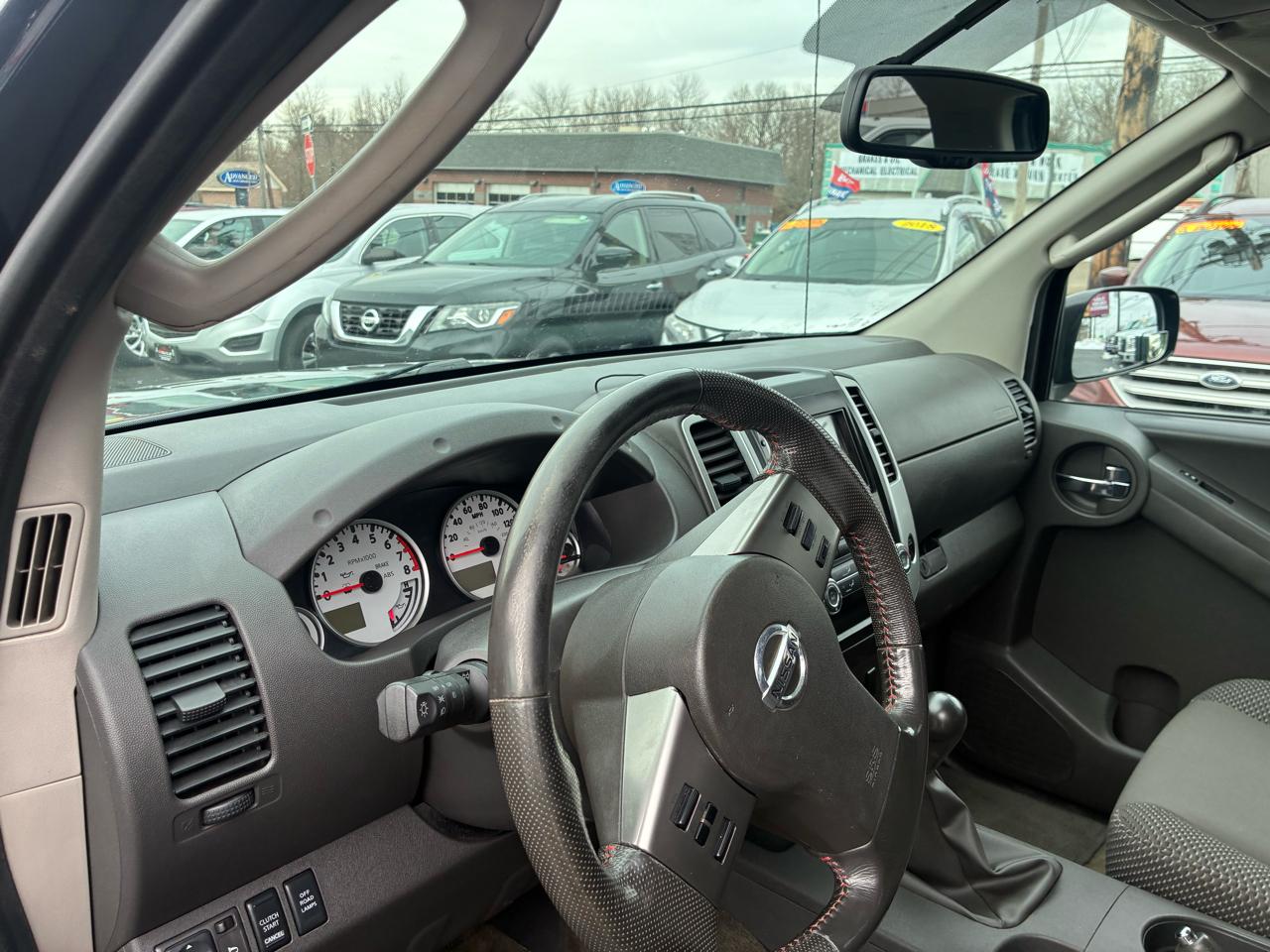 Nissan Xterra X 4WD 2011