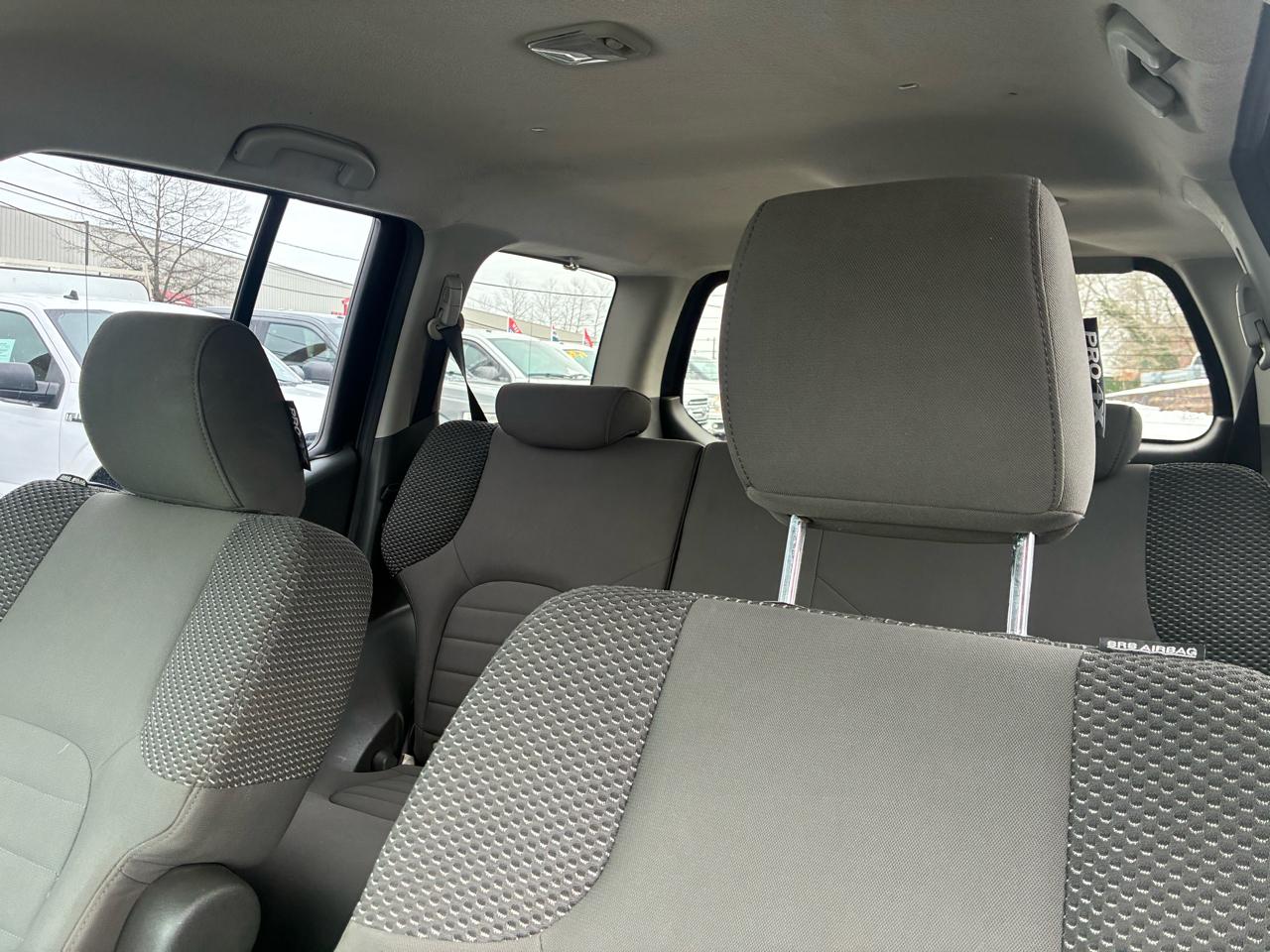 Nissan Xterra X 4WD 2011