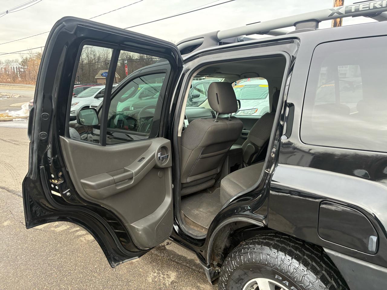Nissan Xterra X 4WD 2011