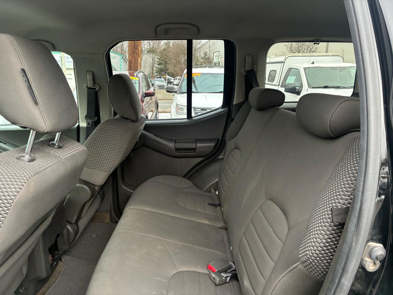 Nissan Xterra X 4WD 2011