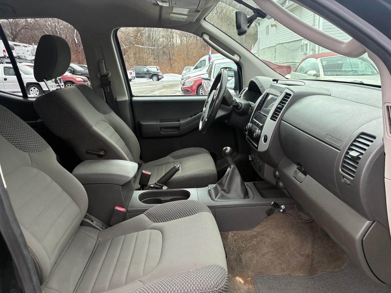 Nissan Xterra X 4WD 2011