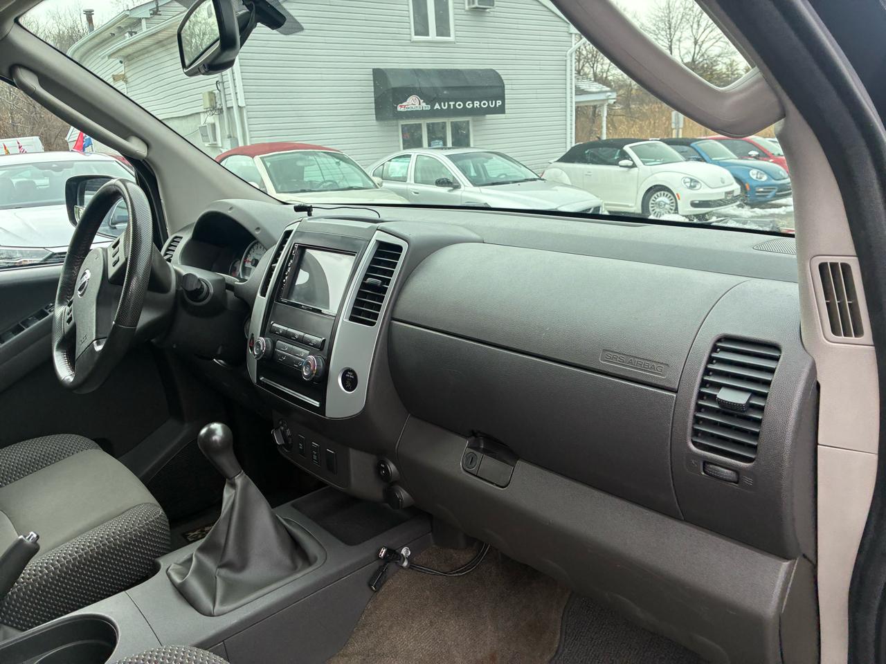 Nissan Xterra X 4WD 2011