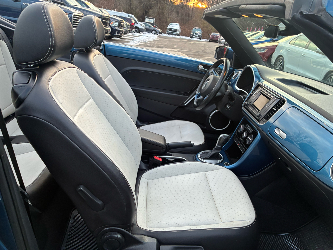 Volkswagen Beetle 1.8T S Convertible 2017