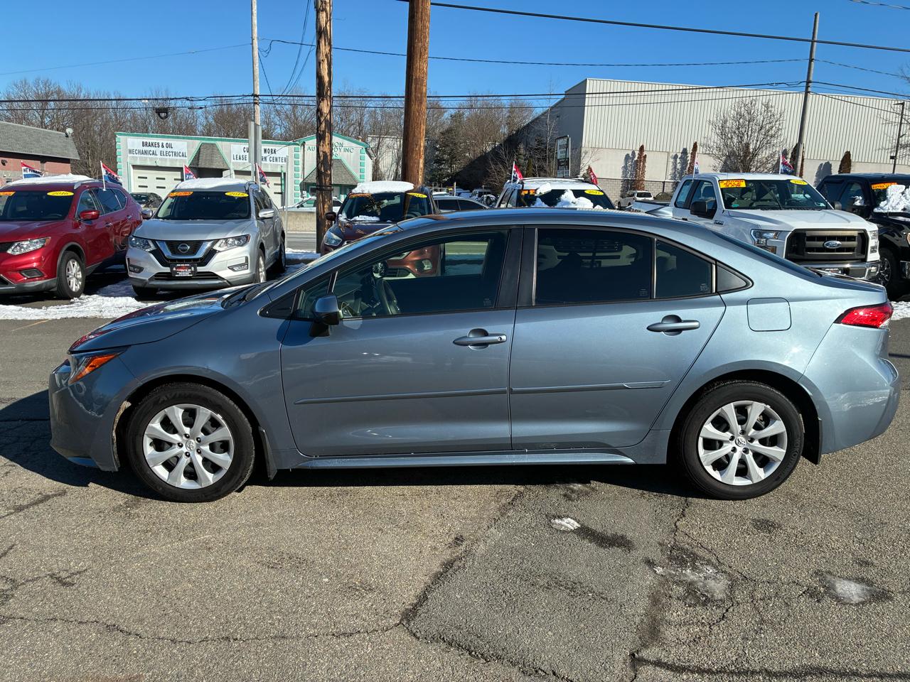 Toyota Corolla LE 2023