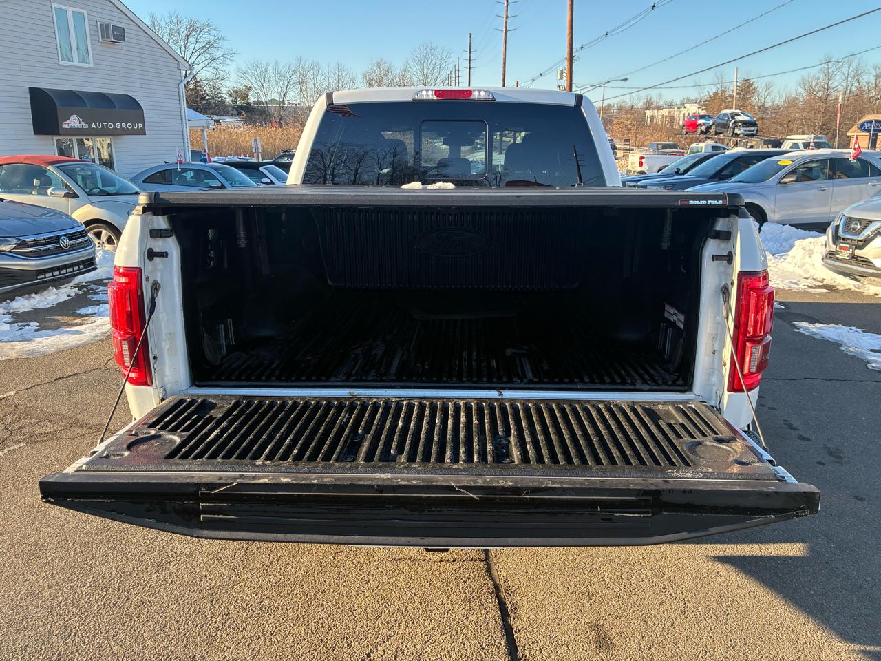 Ford F-150 Lariat 2015