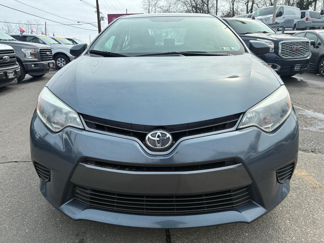 Toyota Corolla LE 2015