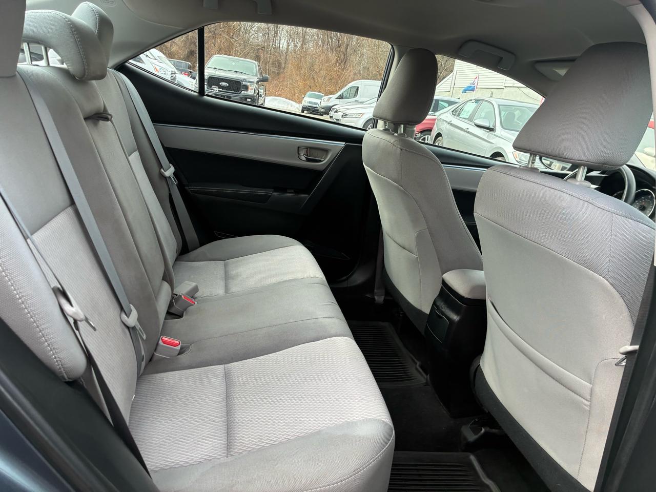 Toyota Corolla LE 2015