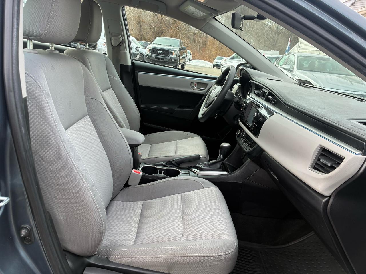 Toyota Corolla LE 2015
