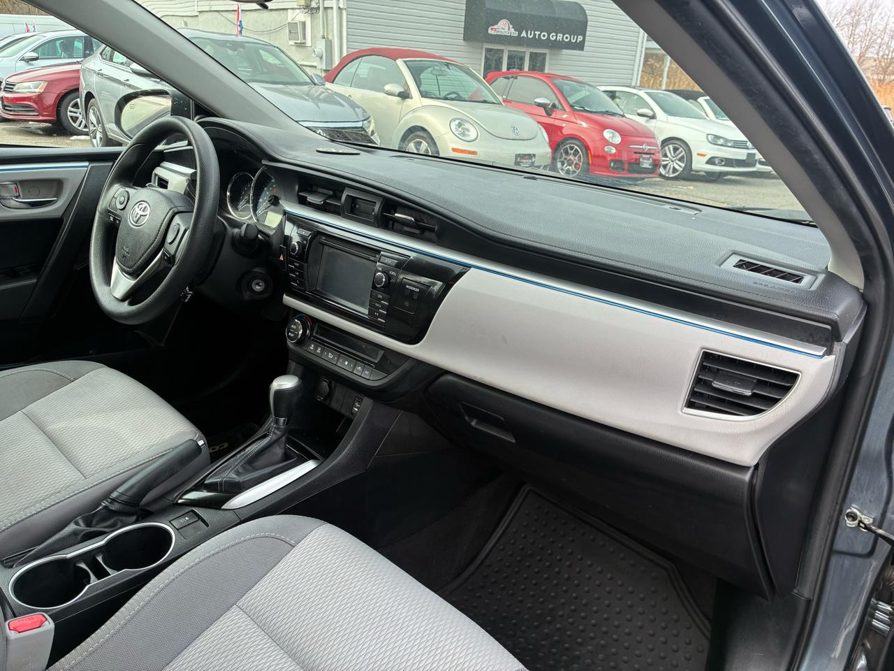 Toyota Corolla LE 2015