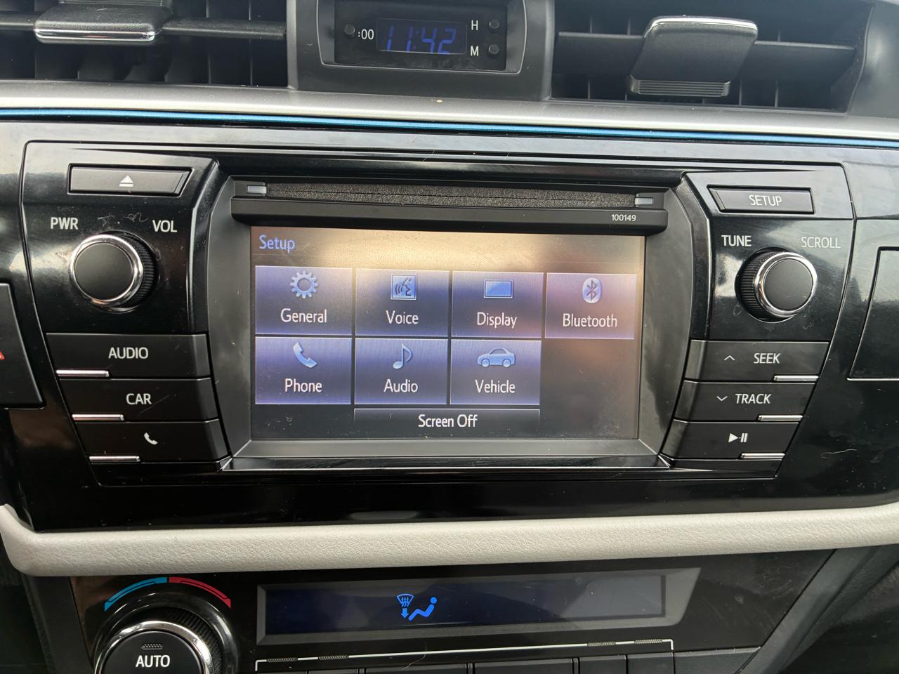 Toyota Corolla LE 2015