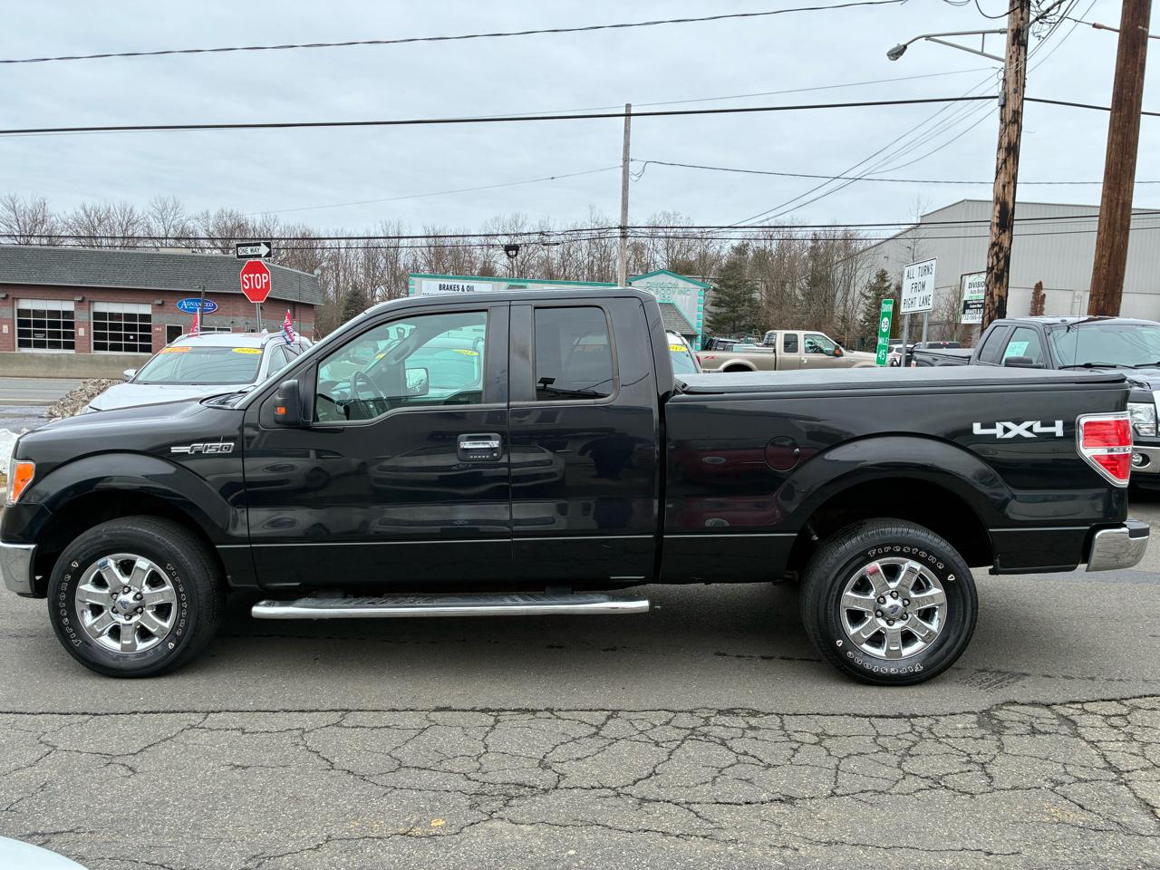Ford F-150 XLT SuperCab 8-ft. Bed 4WD 2013