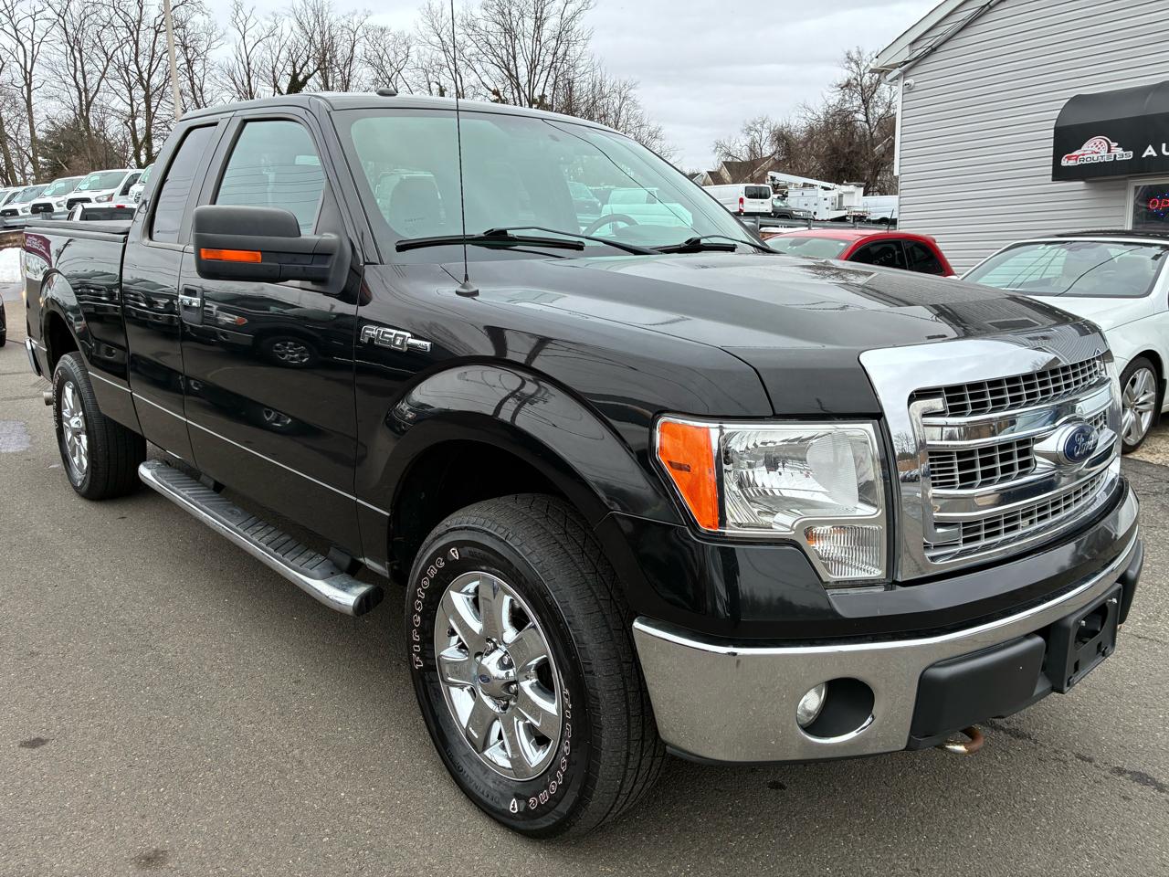 Ford F-150 XLT SuperCab 8-ft. Bed 4WD 2013