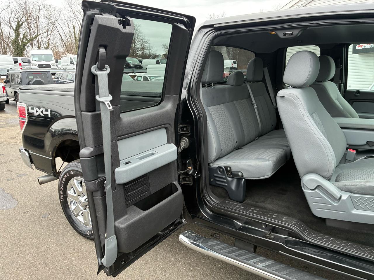 Ford F-150 XLT SuperCab 8-ft. Bed 4WD 2013