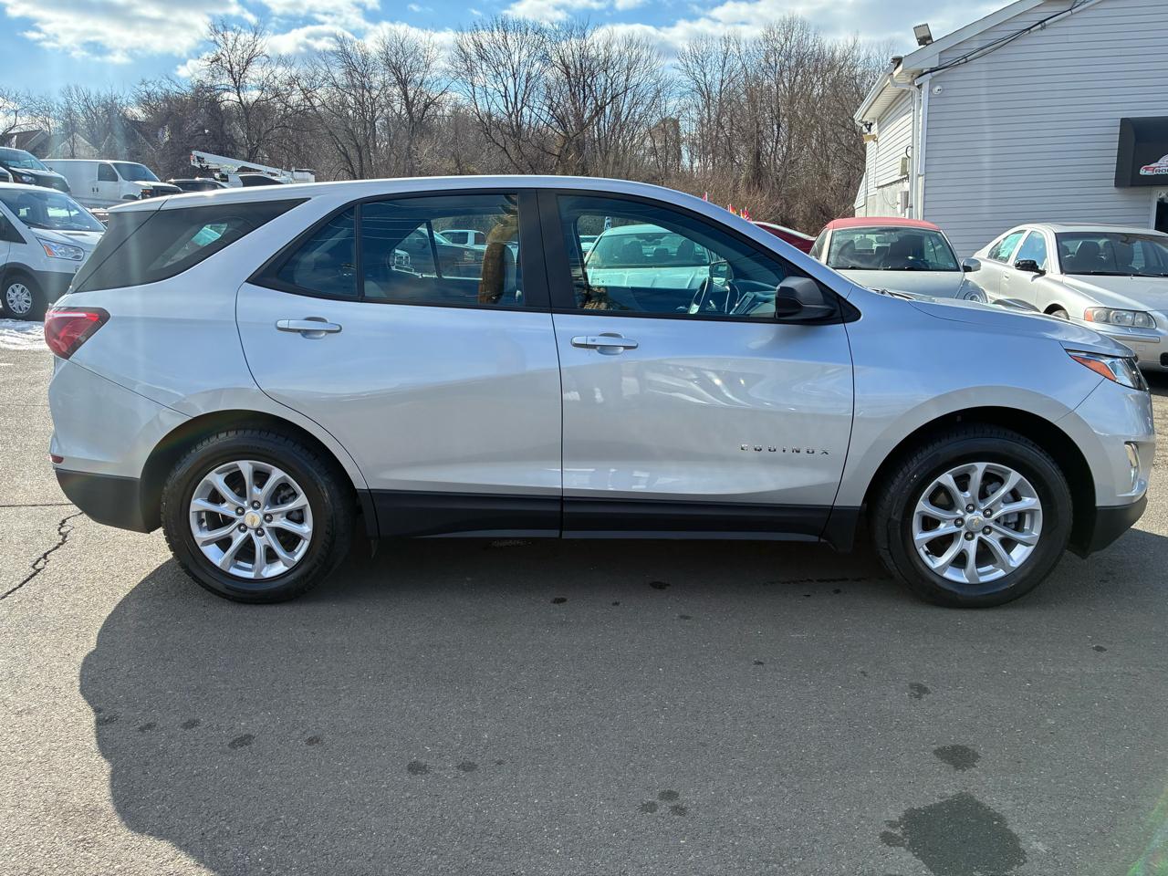 Chevrolet Equinox LS 2WD 2020