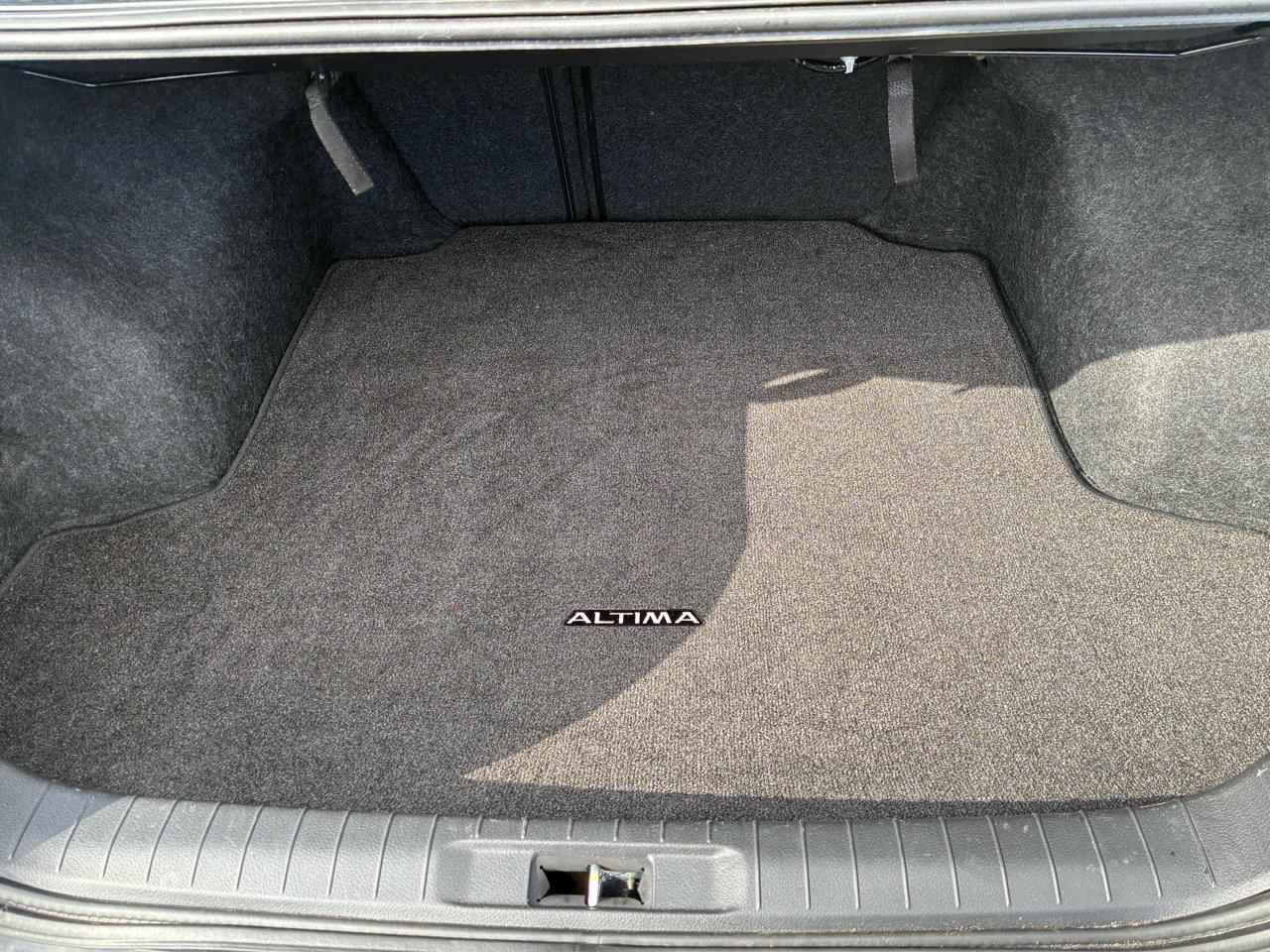 Nissan Altima 2.5 SV 2015