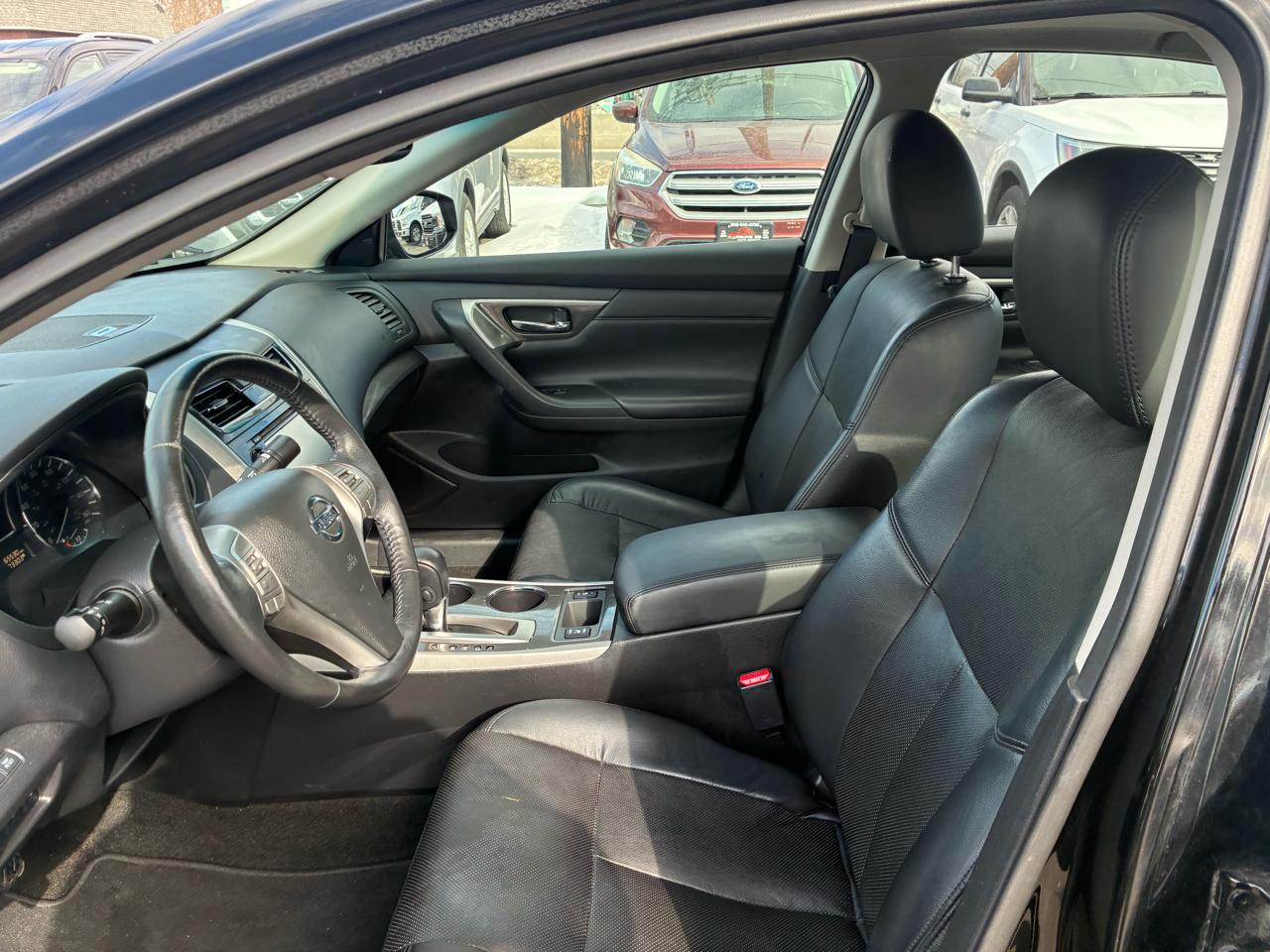 Nissan Altima 2.5 SV 2015