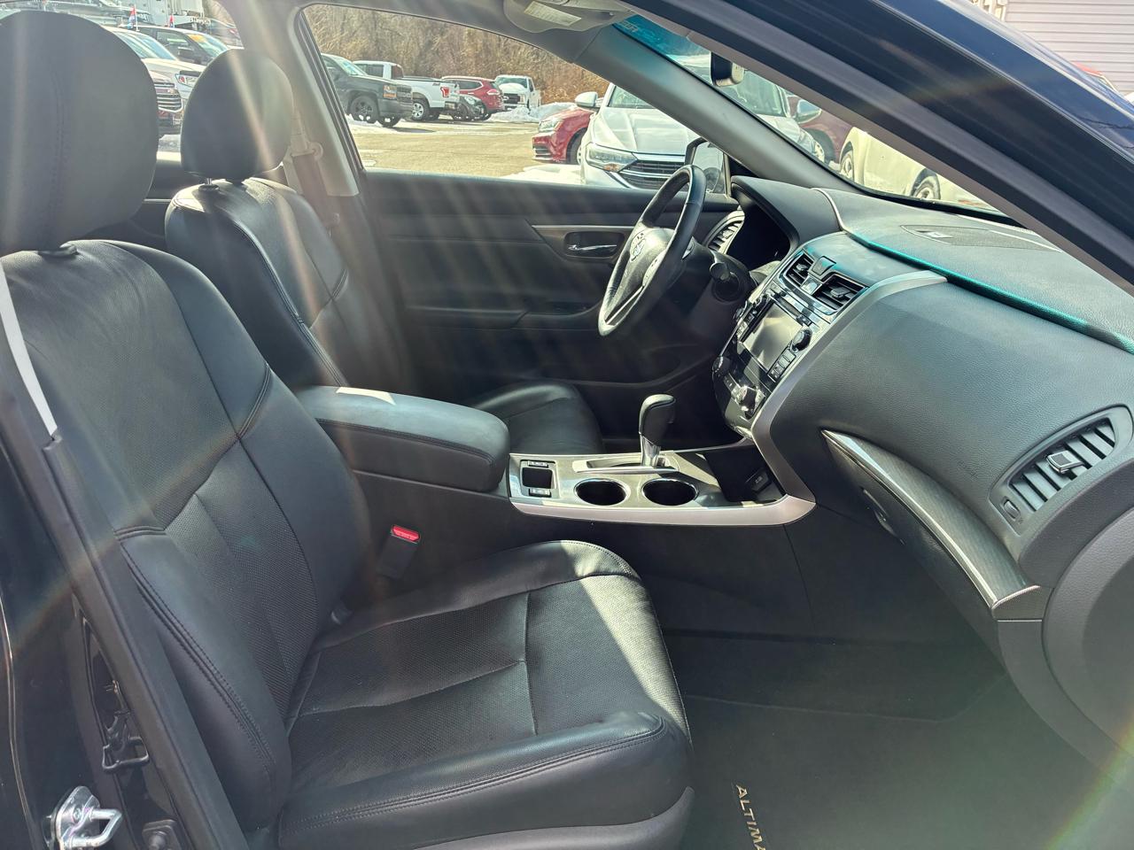 Nissan Altima 2.5 SV 2015