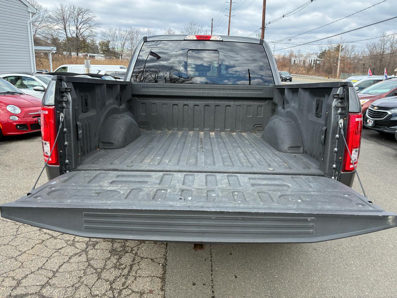 Ford F-150 XLT SuperCrew 6.5-ft. Bed 4WD 2015
