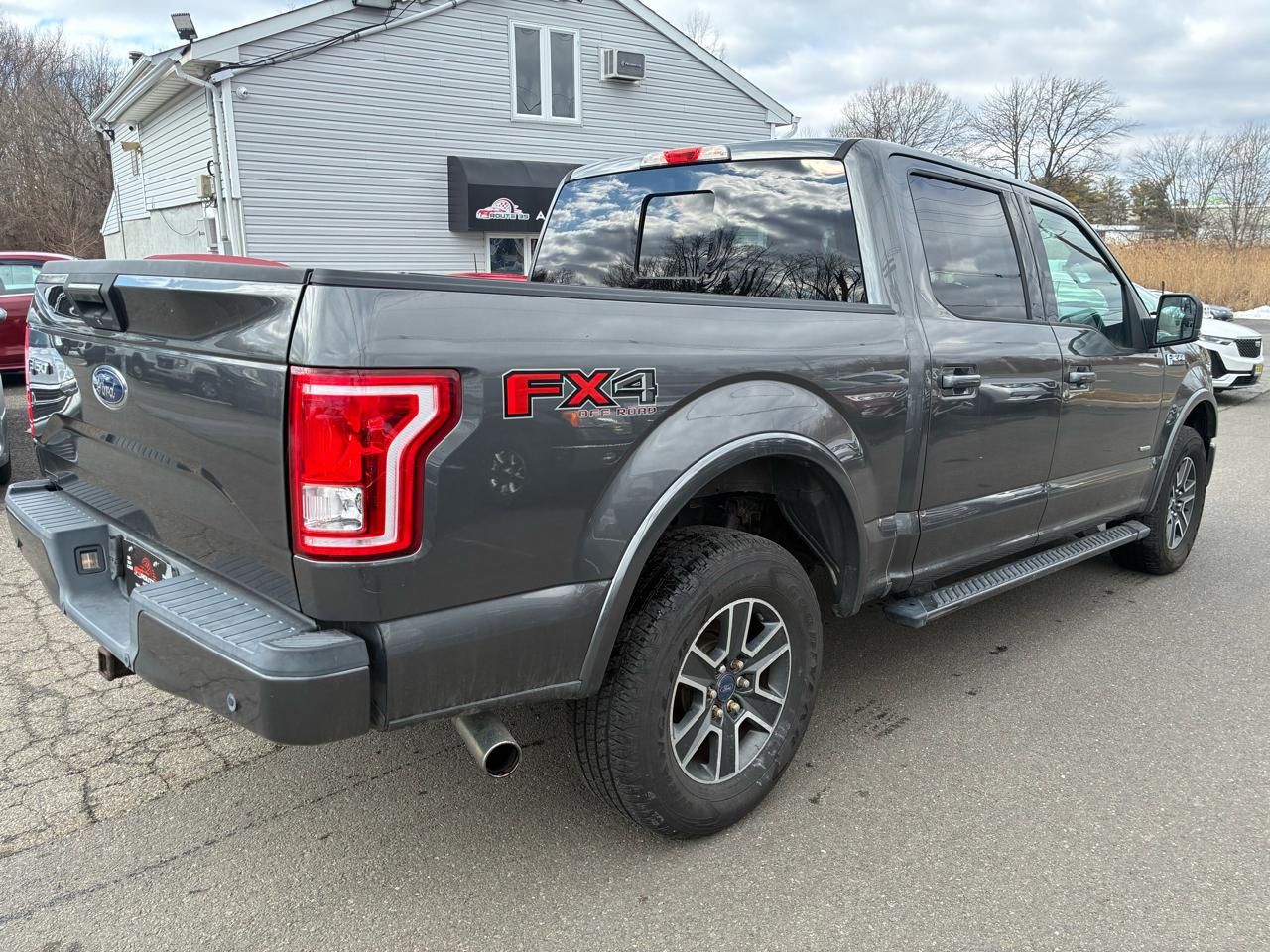 Ford F-150 XLT SuperCrew 6.5-ft. Bed 4WD 2015