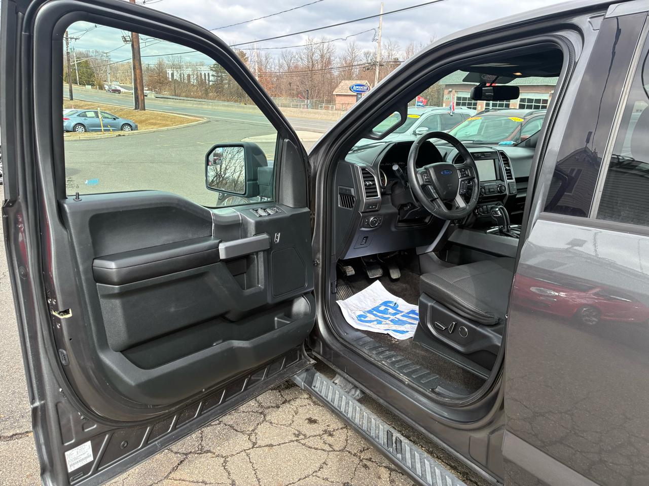 Ford F-150 XLT SuperCrew 6.5-ft. Bed 4WD 2015