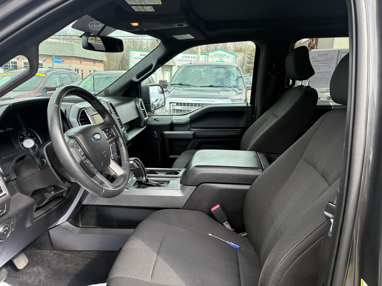 Ford F-150 XLT SuperCrew 6.5-ft. Bed 4WD 2015