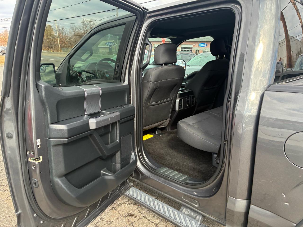 Ford F-150 XLT SuperCrew 6.5-ft. Bed 4WD 2015