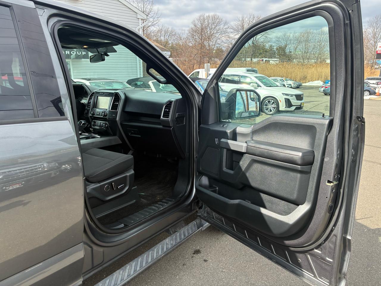 Ford F-150 XLT SuperCrew 6.5-ft. Bed 4WD 2015