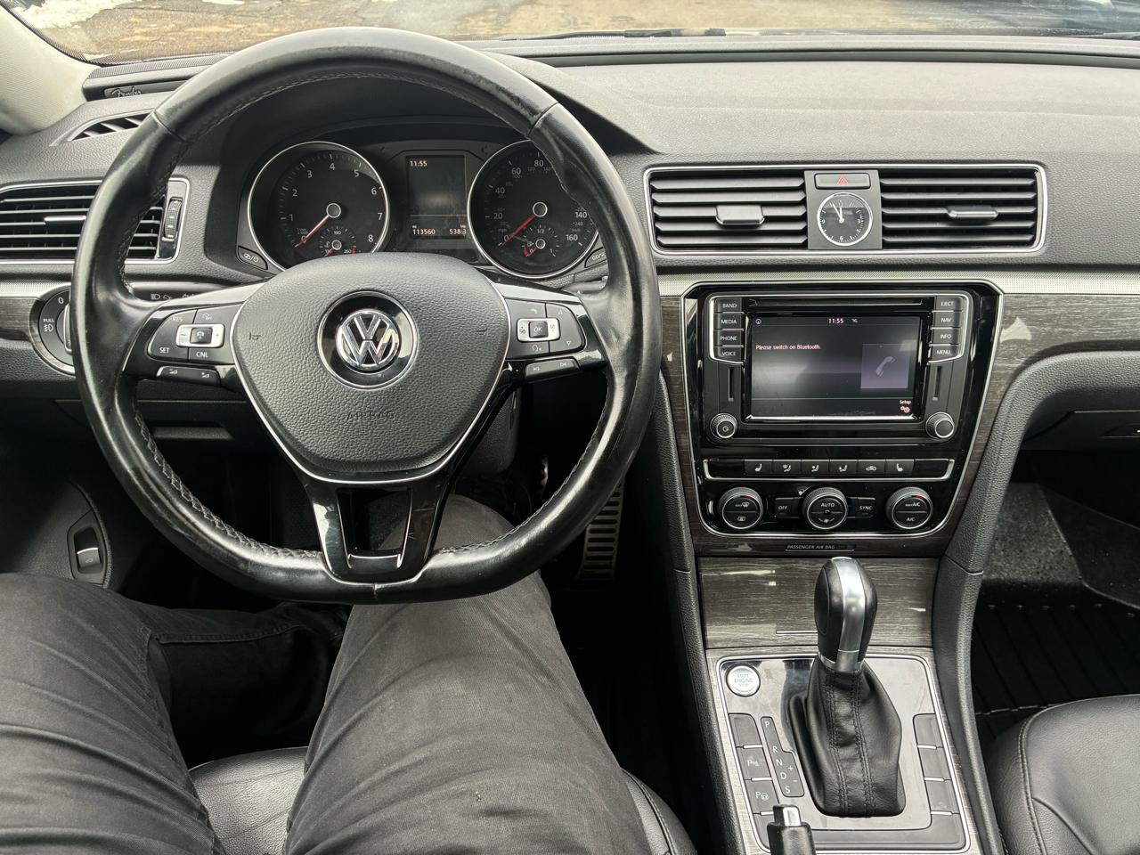 Volkswagen Passat SEL Premium 6A 2017