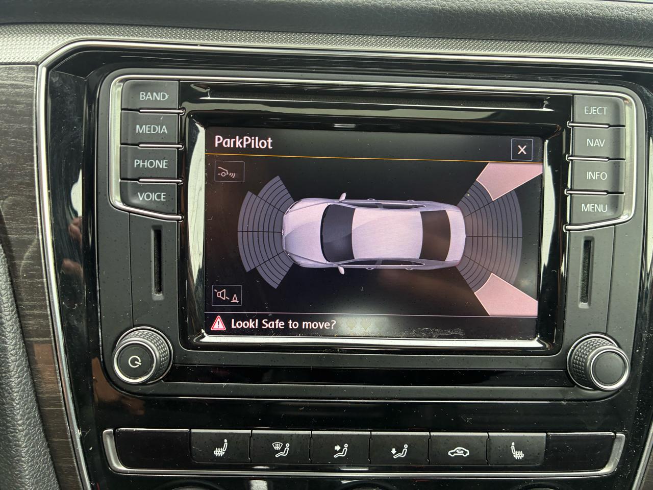 Volkswagen Passat SEL Premium 6A 2017