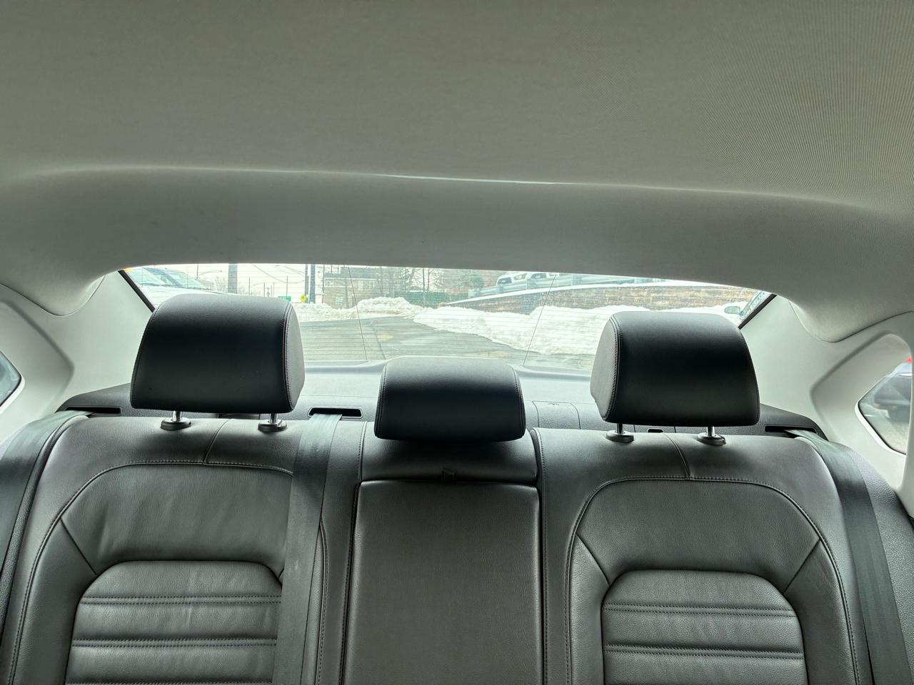 Volkswagen Passat SEL Premium 6A 2017