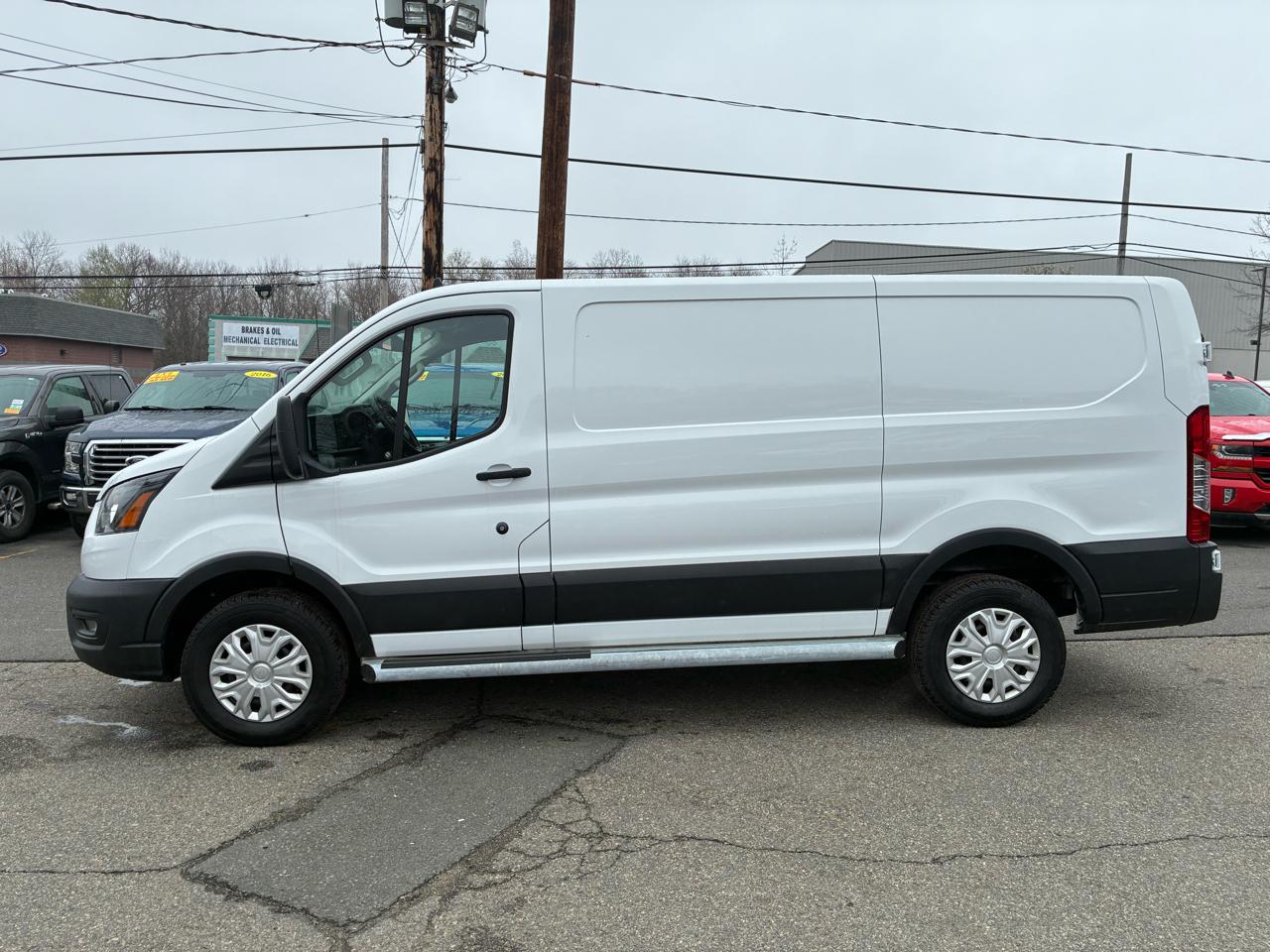 Ford Transit 250 Van 2024