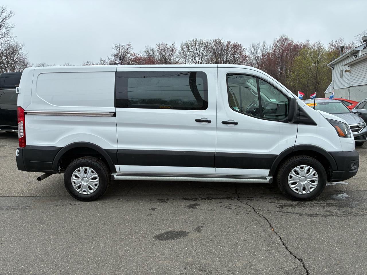 Ford Transit 250 Van 2024